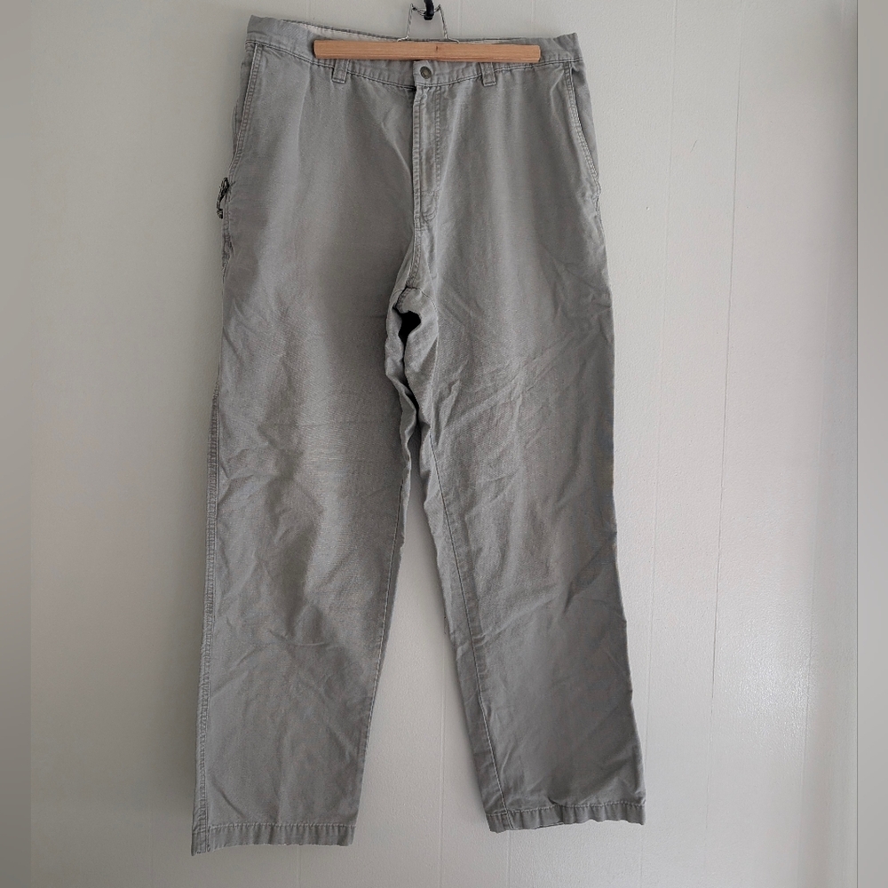 Columbia Gray Cargo Pants